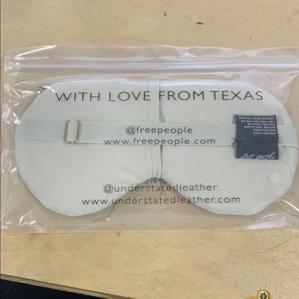 Free‎ People & Understated Leather Cooling Star Eye Mask. M-12